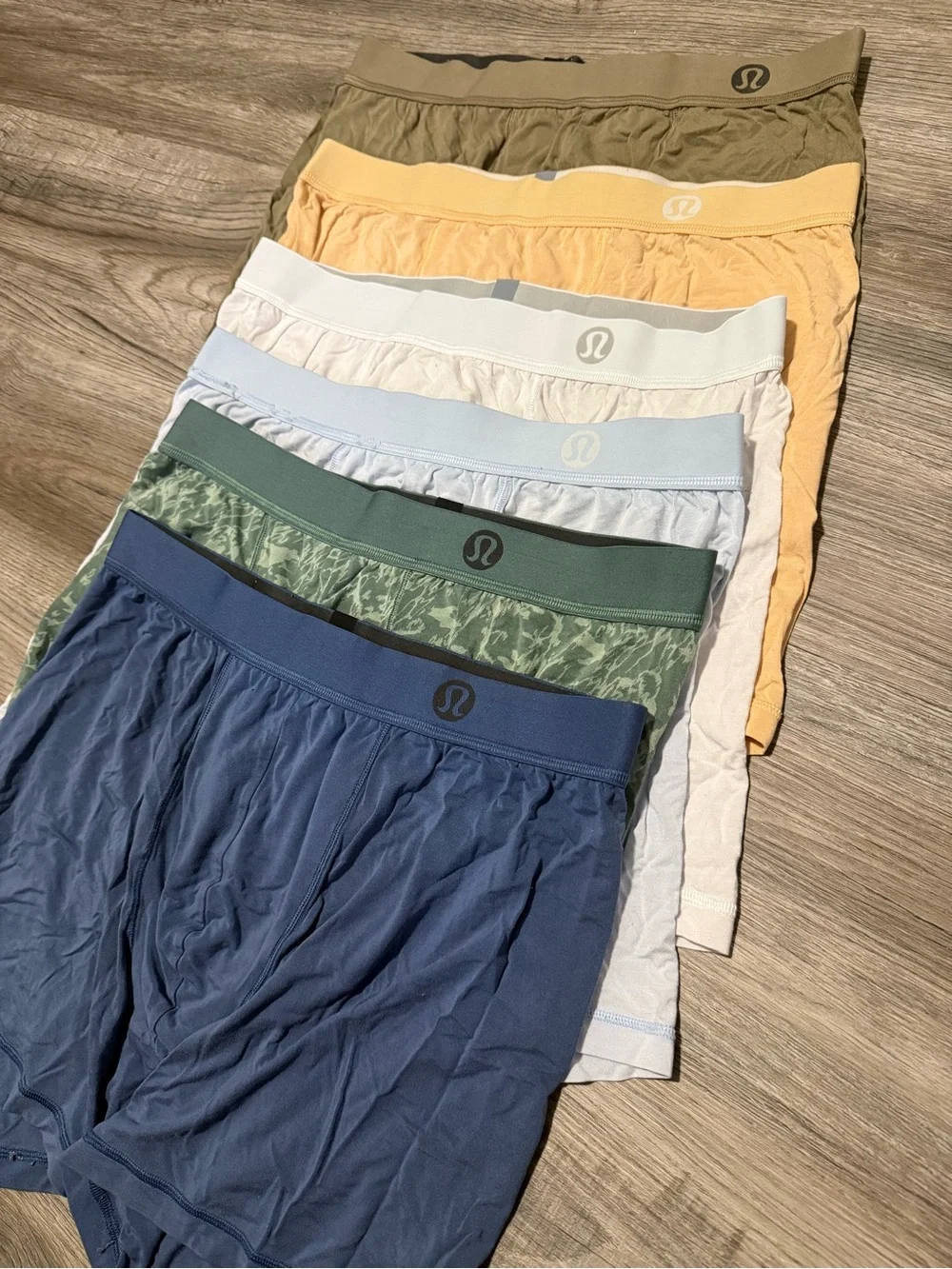 Lululemon athletica Mens Athletic Boxer Briefs Size XL